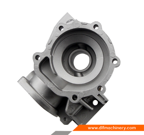 汽车水泵壳体-压铸件